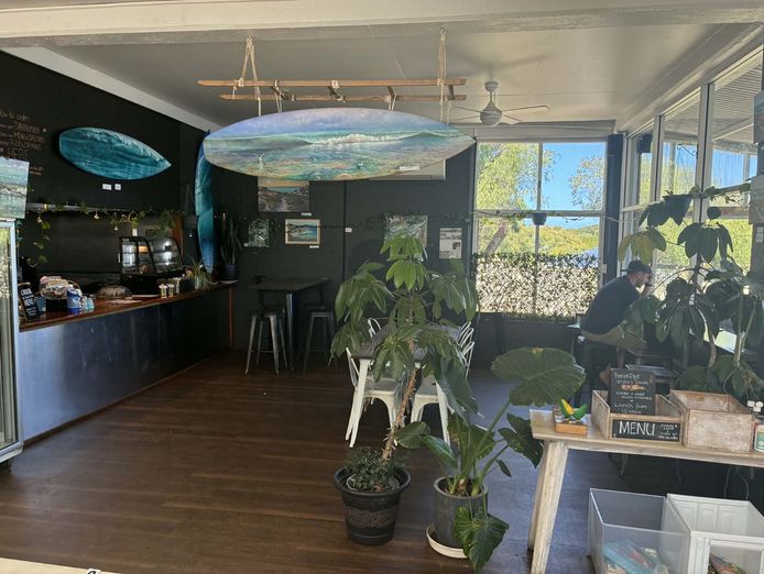 fully-licensed-cafe-in-prime-margaret-river-tourist-location-3