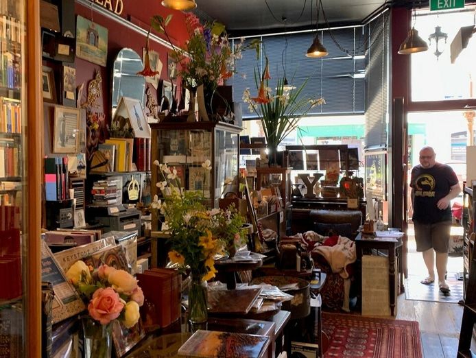 freehold-bookshop-with-accommodation-cafe-potential-ballarat-vic-3