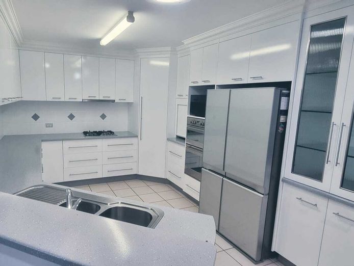 kitchen-and-bathroom-refurbishment-resurfacing-bundaberg-qld-4