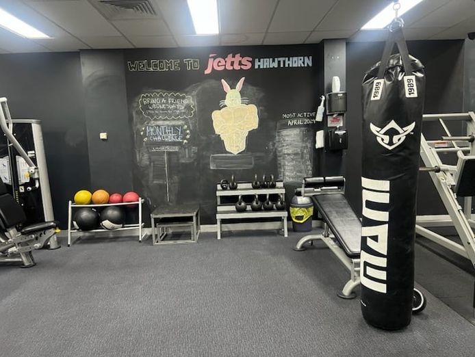 under-offer-modern-24-7-fitness-centre-hawthorn-vic-9