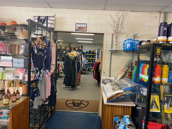 established-retail-online-business-in-resilent-regional-centre-of-cloncurry-3