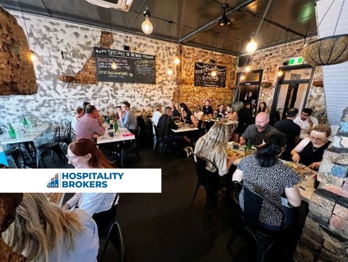 established-albion-cafe-prime-location-0