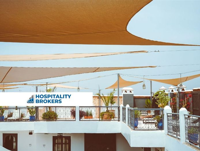 exciting-bar-restaurant-with-strong-profit-systems-0