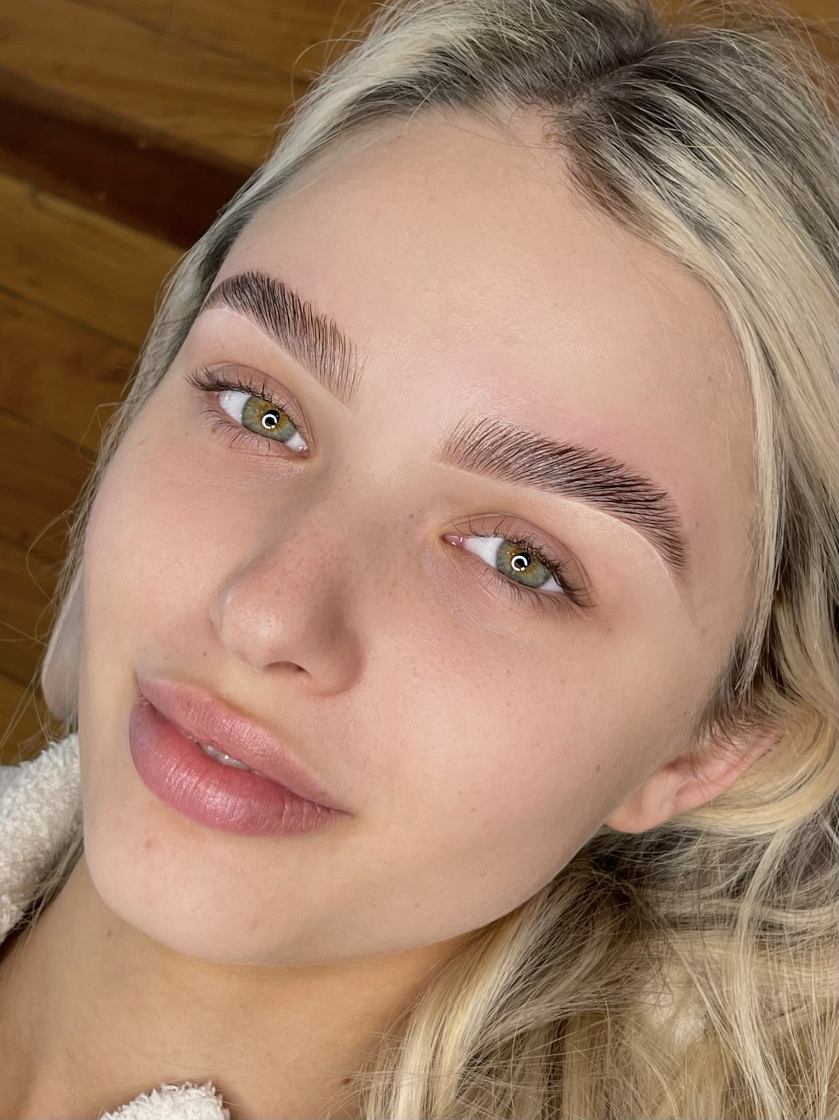 WellEstablished & Profitable Brow Salon Located In Prime Inner City