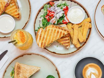 2-great-cafes-for-one-great-price-4