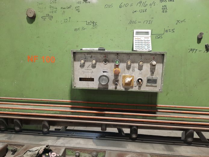 cnc-plasma-cutter-full-package-3-metre-guillotine-7