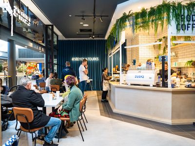 durks-cafe-franchise-at-noarlunga-centre-1