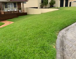 Bella Lawn Mowing, Yard Maintenance Services. Independent Lawnmowing contractor.