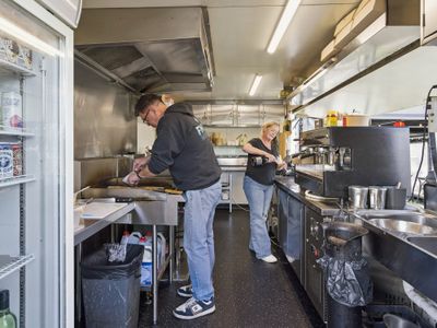 calling-all-chefs-cooks-entrepreneurs-a-very-unique-profitable-food-business-2