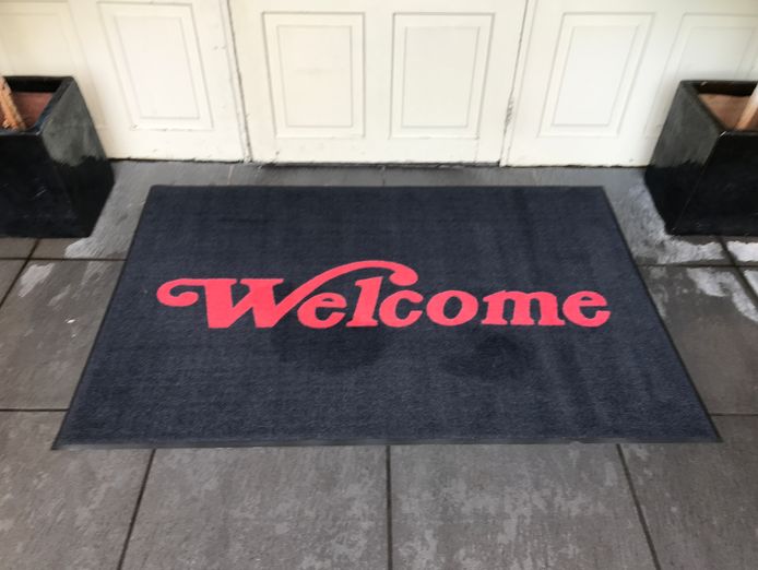 laundry-commercial-client-base-hires-launders-commercial-floor-mats-t-towels-2
