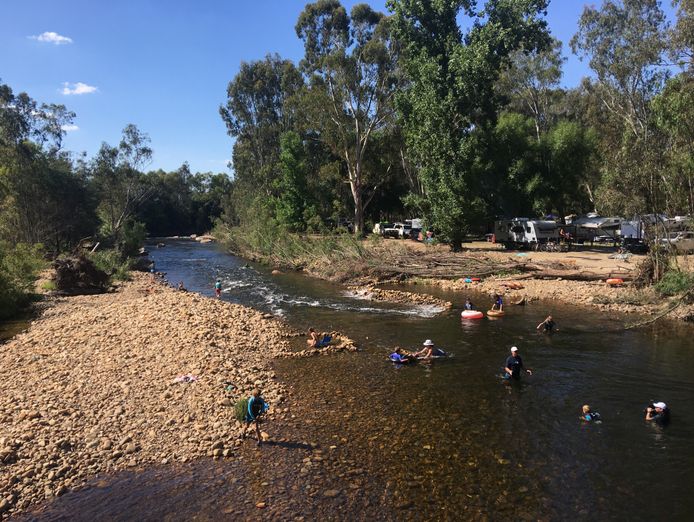 caravan-park-riverside-ne-vic-2