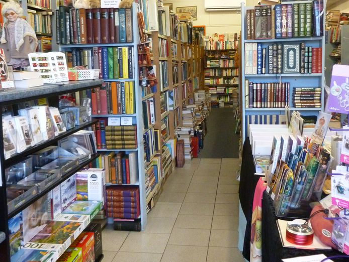corinda-bookshop-12kms-brisbane-cbd-0