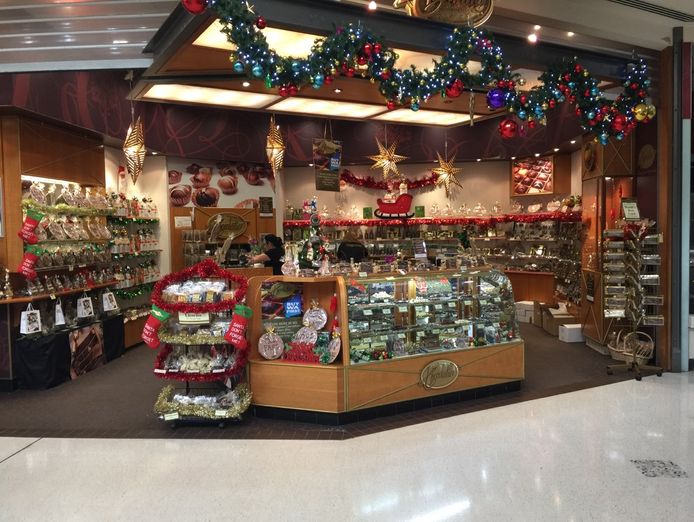chocolate-manufacturer-retailer-0