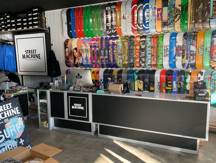 established-skate-and-streetwear-store-1