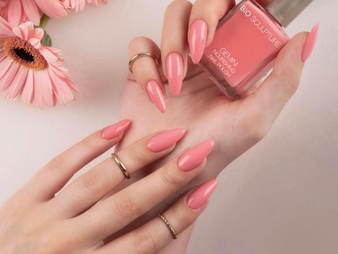 nails-and-beauty-salon-for-sales-3