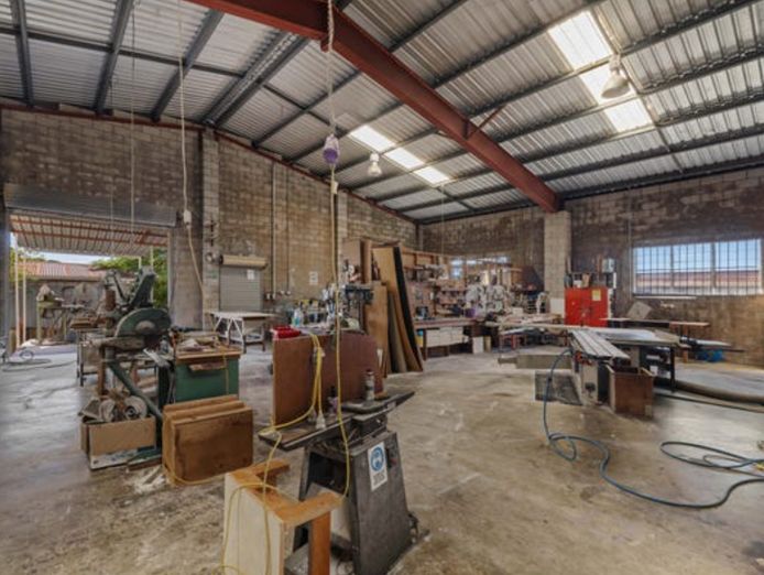 plastic-fabrication-and-manufacturing-business-with-industrial-freehold-building-2