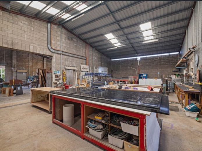 plastic-fabrication-and-manufacturing-business-with-industrial-freehold-building-5
