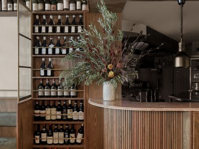 award-winning-design-led-wine-bar-restaurant-byron-bay-8
