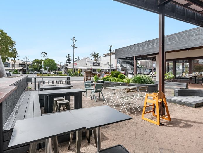 main-byron-town-grid-brilliant-casual-restaurant-trade-3