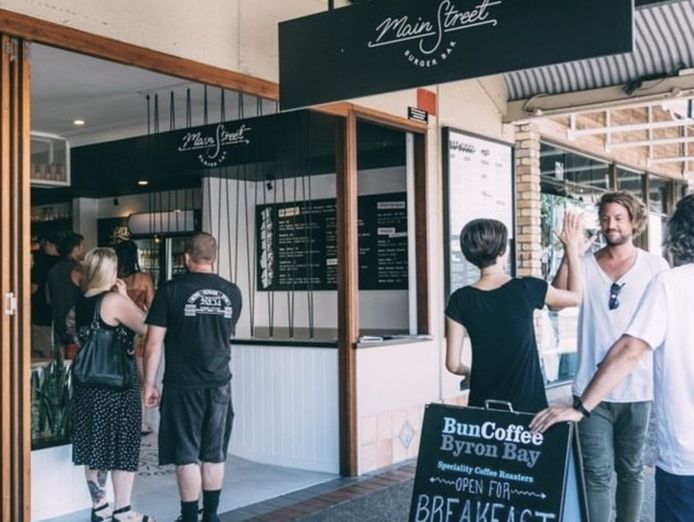 the-biggest-burger-bar-in-byron-bay-0