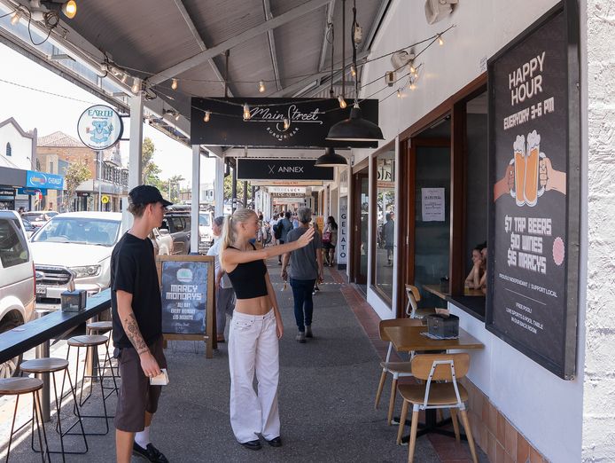 golden-strip-takeaway-food-business-in-byron-bay-9