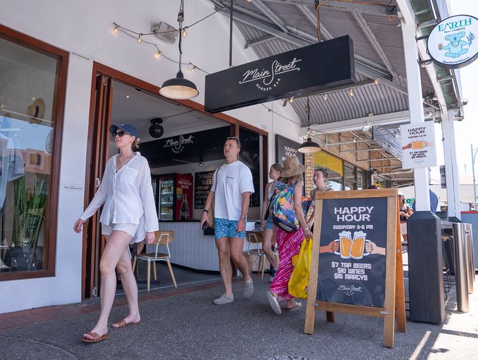golden-strip-takeaway-food-business-in-byron-bay-0