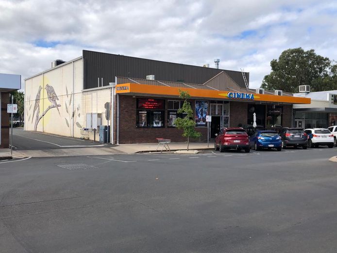twin-cinema-freehold-for-sale-in-warwick-qld-0