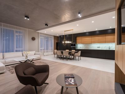 brisbane-flooring-supply-amp-install-2-showrooms-243k-adjusted-net-profit-8