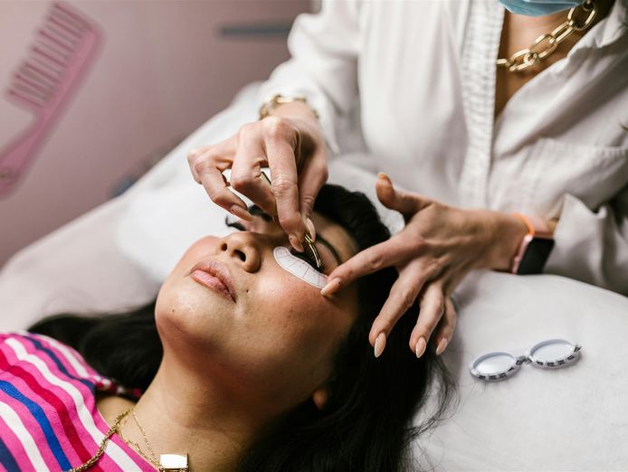 nail-salon-in-prime-location-with-loyal-clientele-4k-revenue-per-week-8