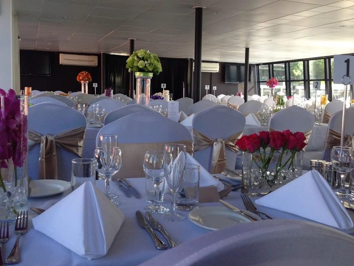 marine-charter-and-dinner-cruise-business-for-sale-4