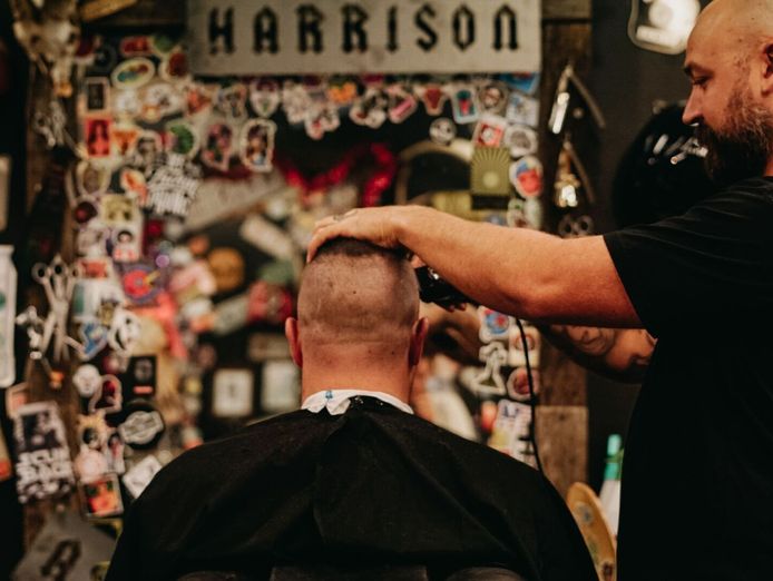 noosa-barber-shop-for-sale-1