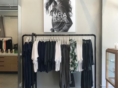 camelia-womens-fashion-retail-3