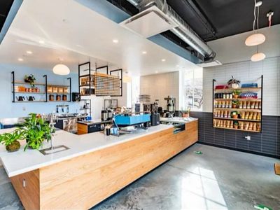 stablished-franchise-cafe-in-rundle-mall-900k-turnover-under-management-0