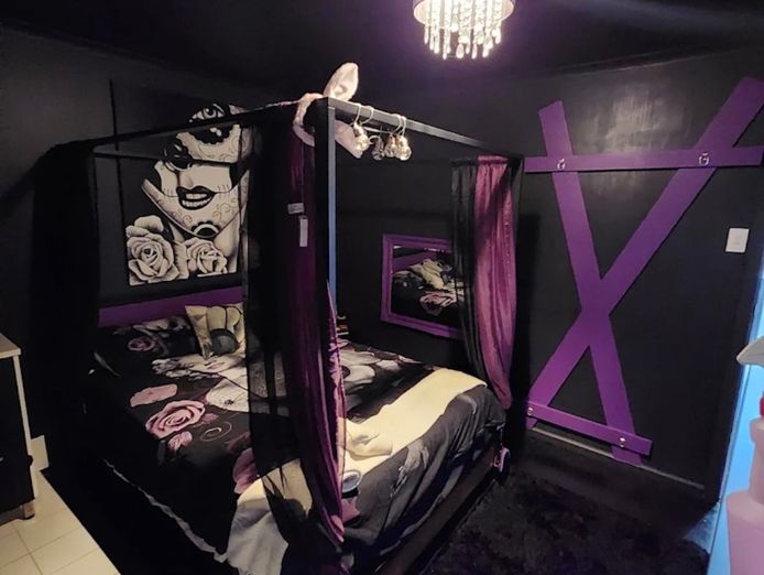 premium-established-gentlemans-club-fully-operational-confidential-sale-2