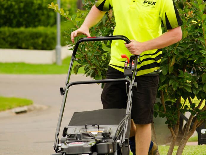 fox-mowing-gardening-new-franchise-in-melbournes-west-turnover-guaranteed-2