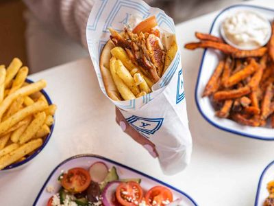 the-yiros-shop-franchise-opportunity-in-toowoomba-biggest-greek-fast-food-brand-5