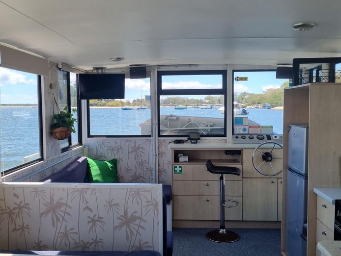 Houseboat Hire Business. The only one on the Maroochy River in