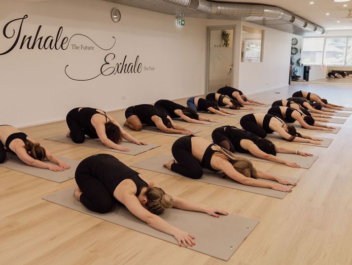 hot-yoga-and-pilates-doncaster-1