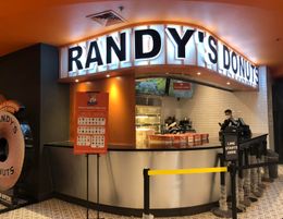 MASTER OPPORTUNITY! Randy's Donuts: Bringing Sweet Doughnut History To Australia