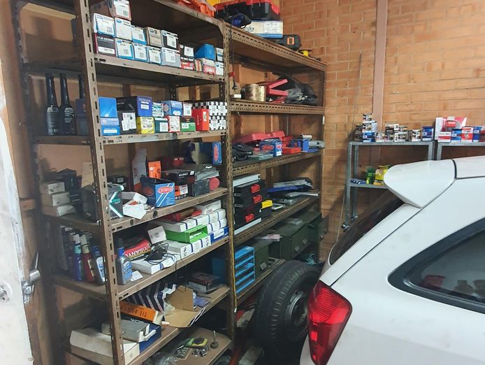 mechanic-workshop-for-sale-6