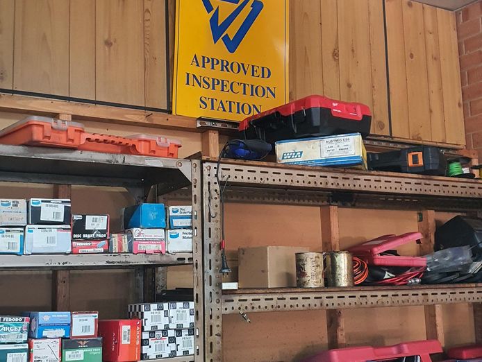 mechanic-workshop-for-sale-7