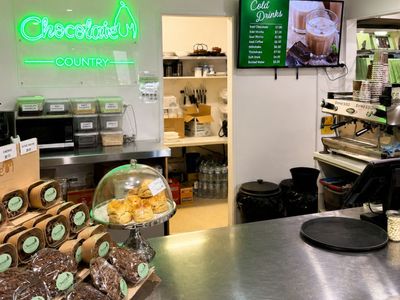 chocolate-country-montville-franchise-resale-artisan-chocolate-business-3
