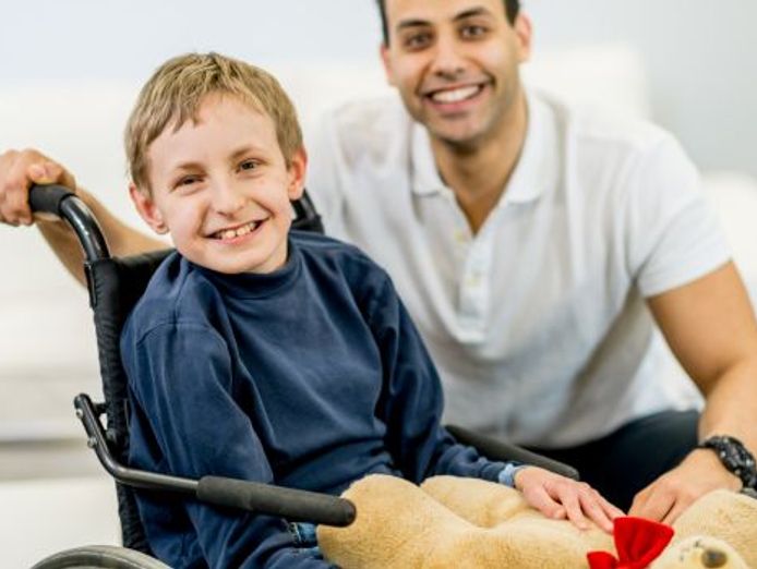 make-a-living-by-making-a-difference-own-a-ucare-franchise-1