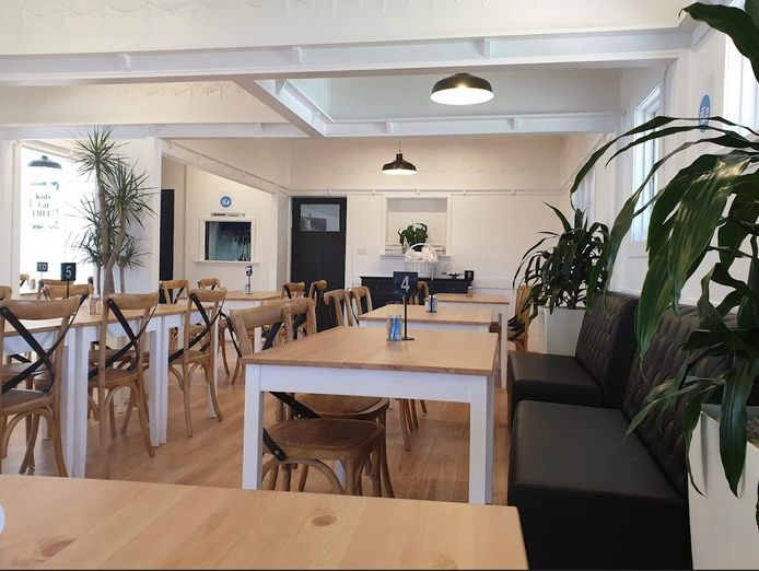 restaurant-cafe-for-sale-6