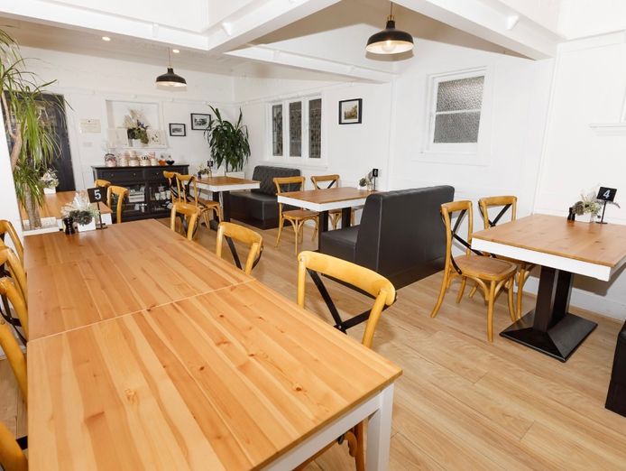restaurant-cafe-for-sale-3