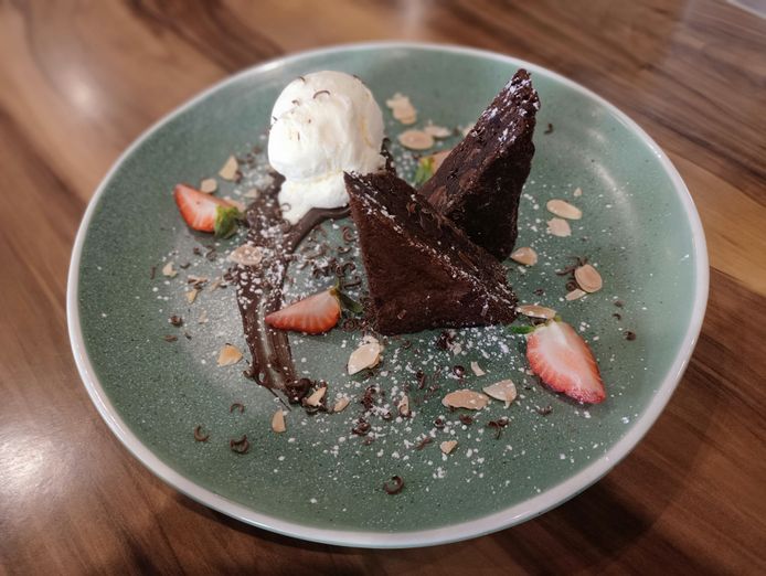 northen-side-cafe-for-sale-3