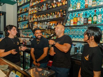from-tacos-to-tequila-own-a-hecho-en-mexico-franchise-today-2
