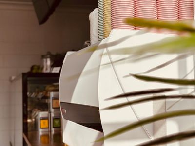 well-established-cafe-industrial-location-220k-income-7