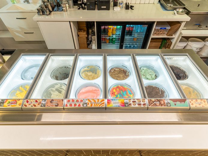 price-reduced-chattel-sale-cafe-and-takeaway-wealthy-bayside-ref-1552-5