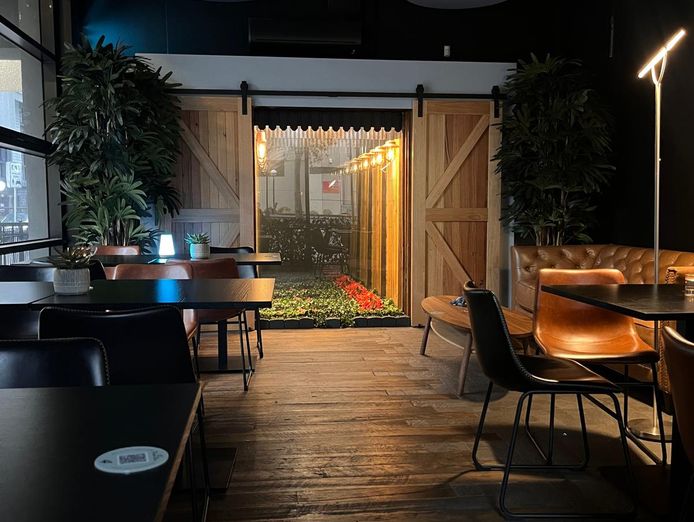 chattel-sale-modern-cafe-bar-restaurant-prime-melbourne-cbd-corner-ref-1613-3